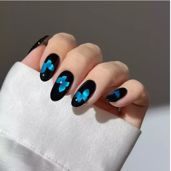 24 Chic Oval Nail Designs Everyone Will Love This Summer
