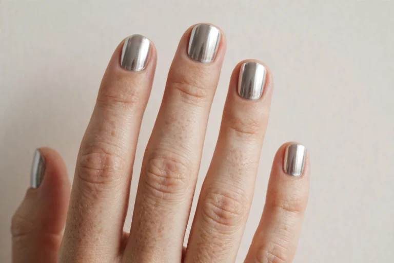21 Chrome Nail Ideas for Short Nails