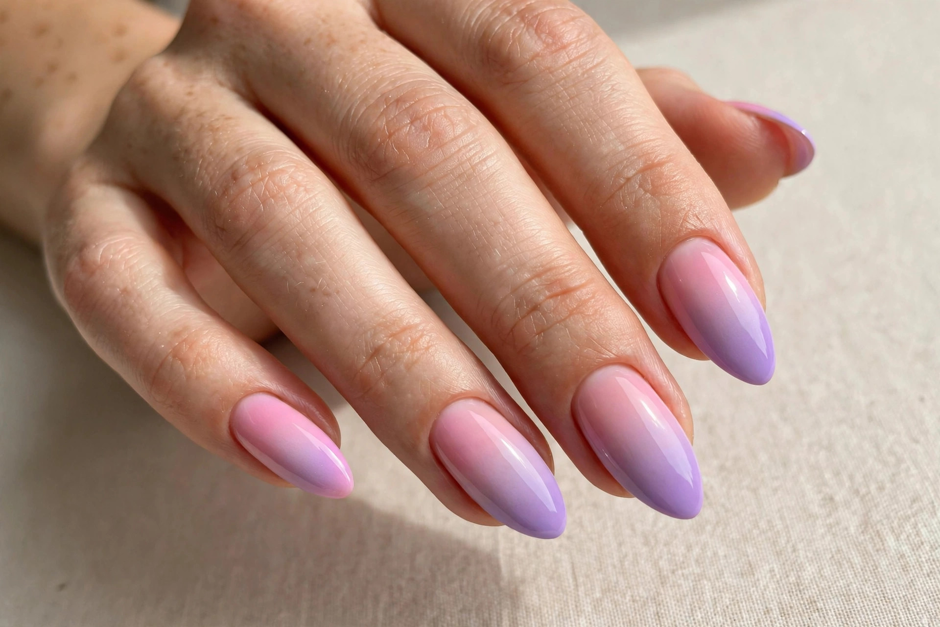 Pastel pink to lavender ombre cute nail design