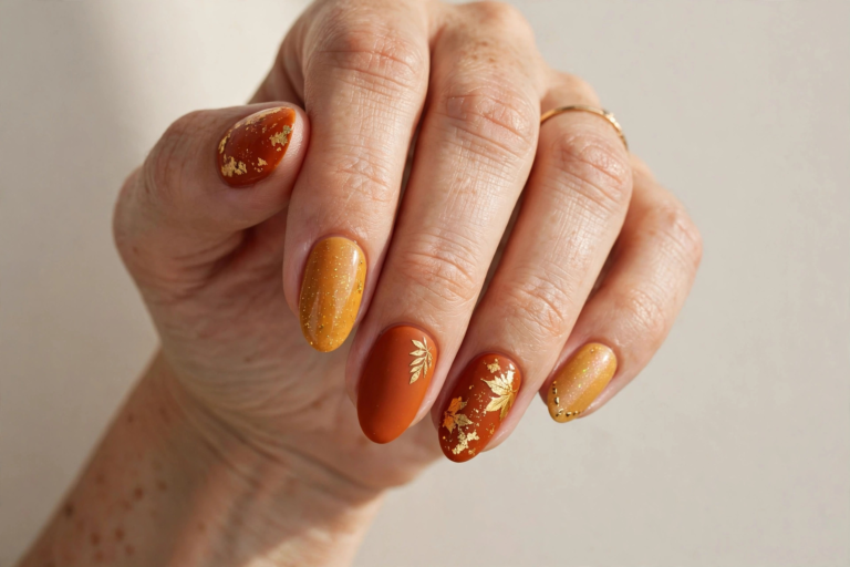 15 November Nail Designs for a Cozy Late-Autumn Look