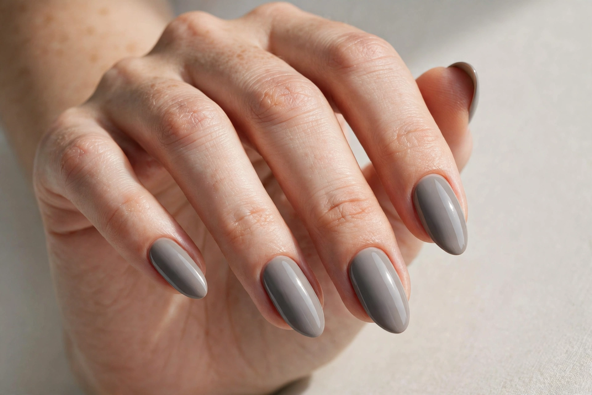 Cool mushroom gray neutral nail design